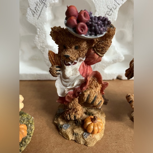 Harvest Bears Figurines 3pc RARE Holiday Decor from Home Interiors and Gifts Co. - Picture 3 of 6